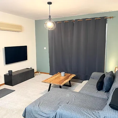 Apartament 212 Apartment, A 2-bedroom Escape Pafos